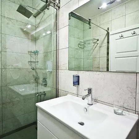Gumus Apartman *